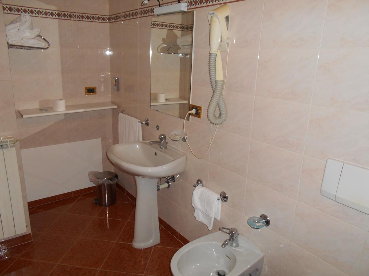 Hotel Paris Castel Goffredo 외부 사진